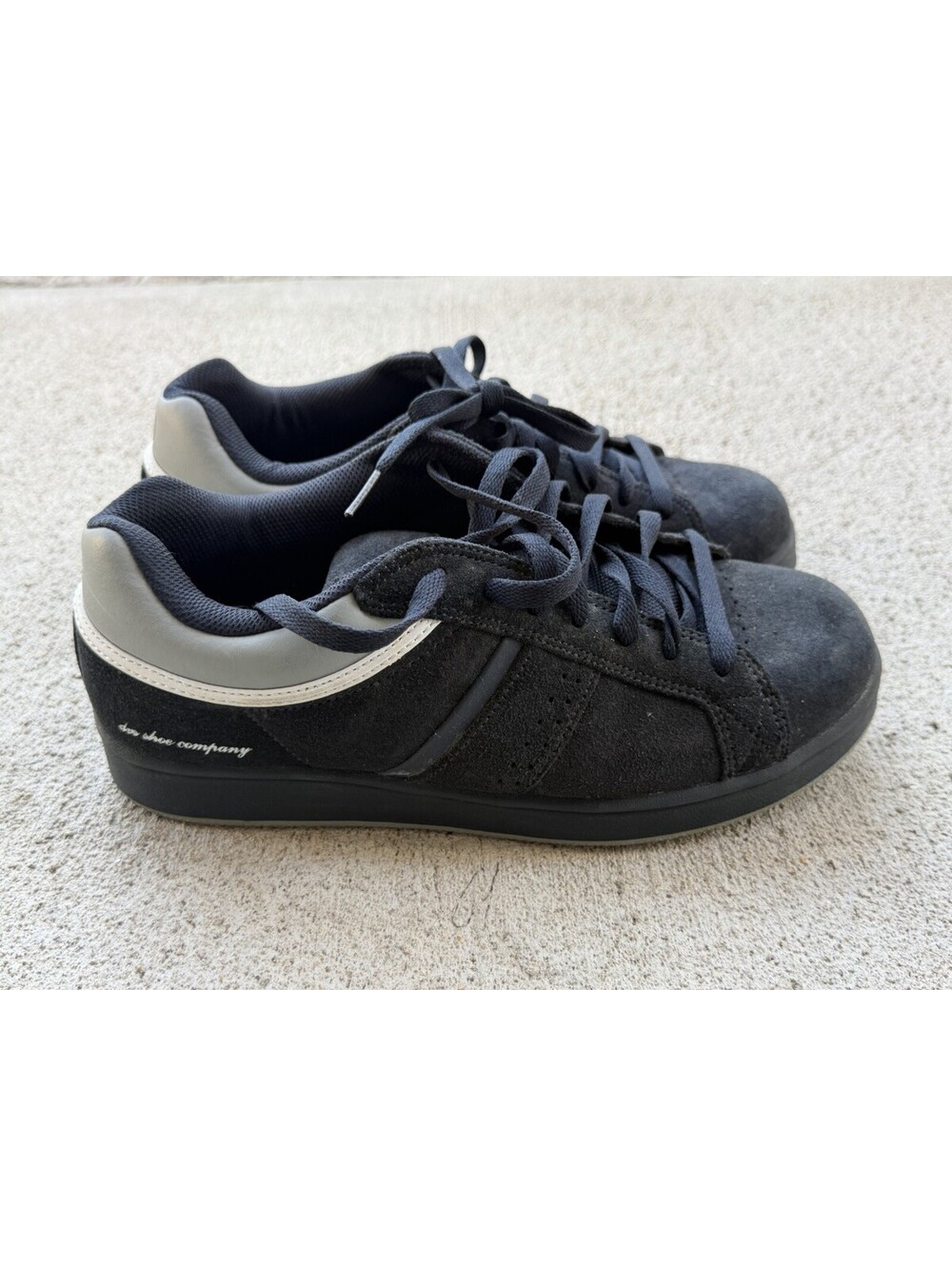 DVS Berra 3 SM Skate Shoes Men’s 8.5 Black Gray Suede Lace Up Sneakers EU 42
